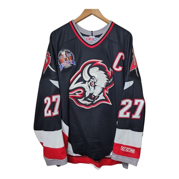 CCM Buffalo Sabres Jersey Michael Peca Goat Head Stanley Cup Patch 1999 XXL - Picture 1 of 14
